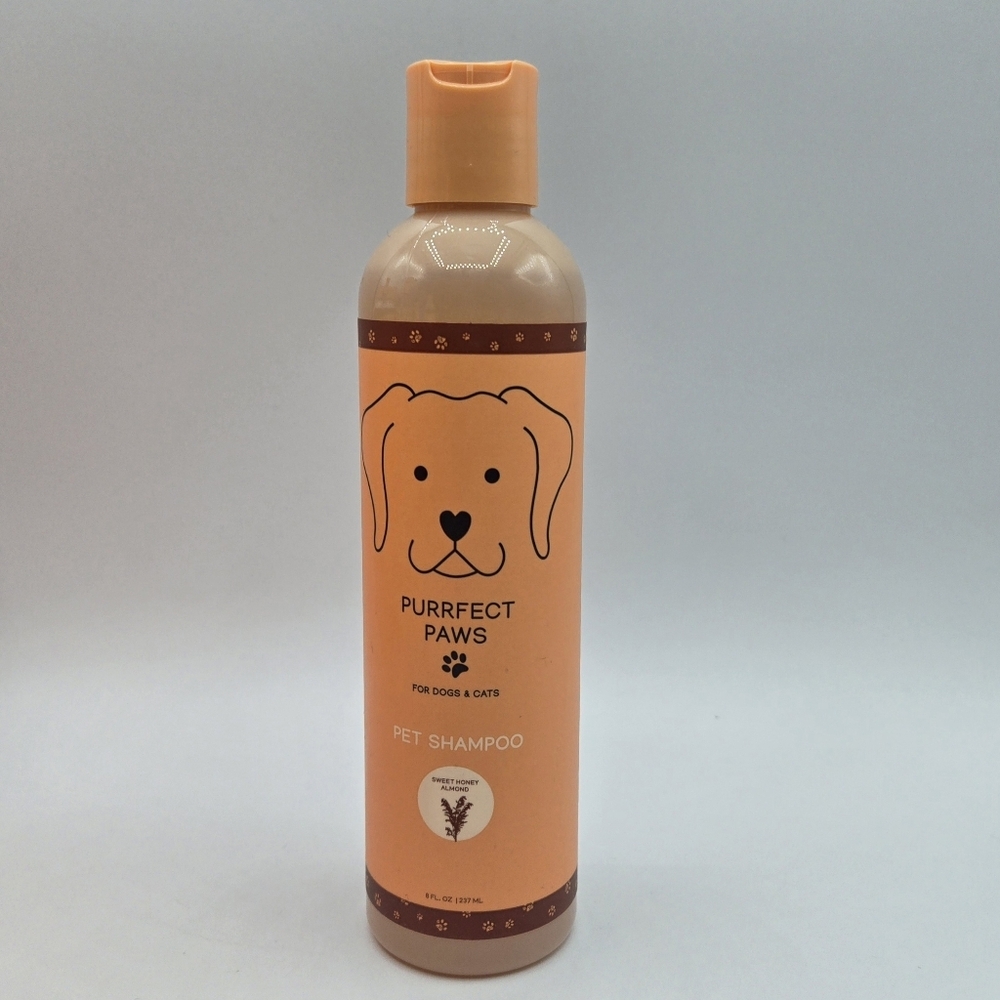 Bath and Body Works Purrfect Paws Sweet Honey Almond Pet Shampoo